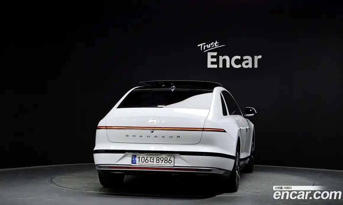 Hyundai Grandeur 2023 1.6 автомат (гидро), фото 4