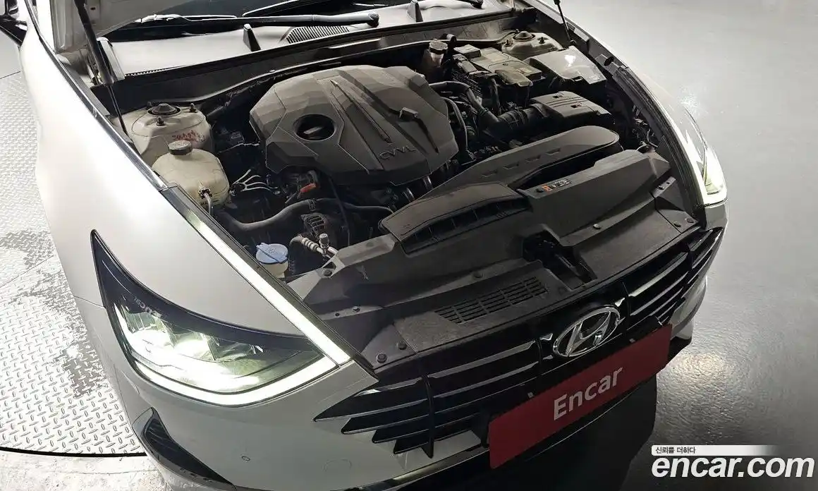 Hyundai Sonata 2019 2.0 автомат (гидро), фото 6