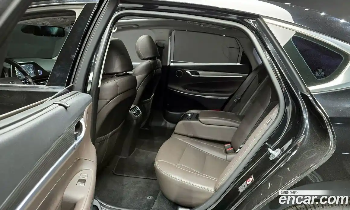 Hyundai Grandeur 2019 2.4 автомат (гидро), фото 16