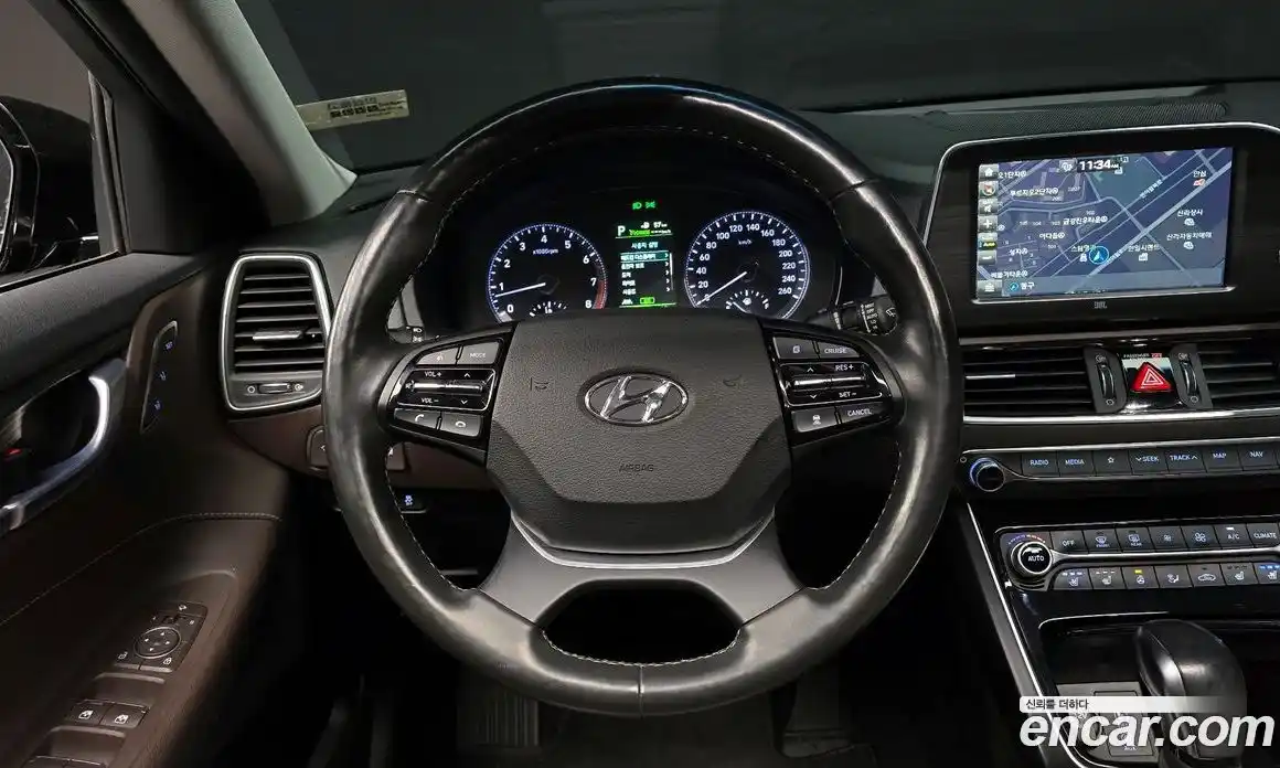 Hyundai Grandeur 2019 2.4 автомат (гидро), фото 17