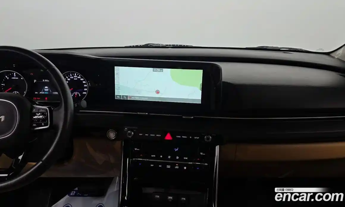 Kia Carnival 2023 2.2 автомат (гидро), фото 16