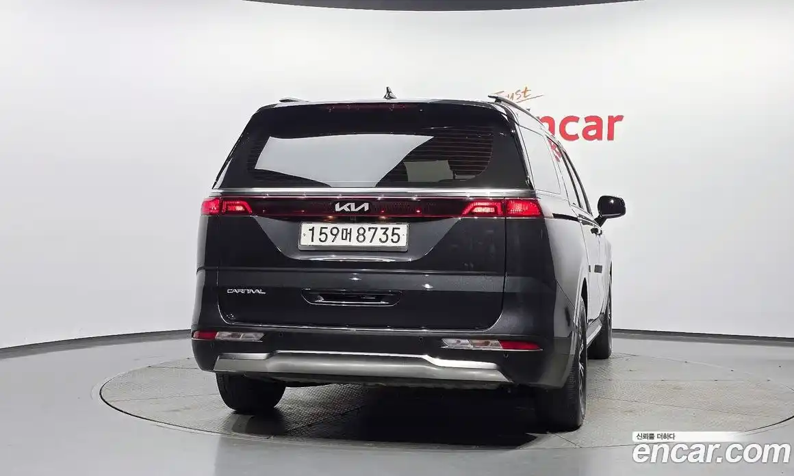 Kia Carnival 2023 2.2 автомат (гидро), фото 4