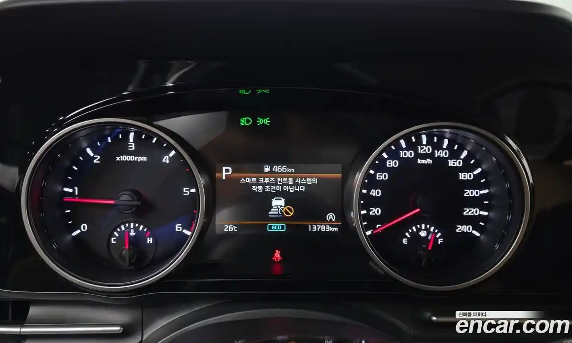 Kia Carnival 2023 2.2 автомат (гидро), фото 8