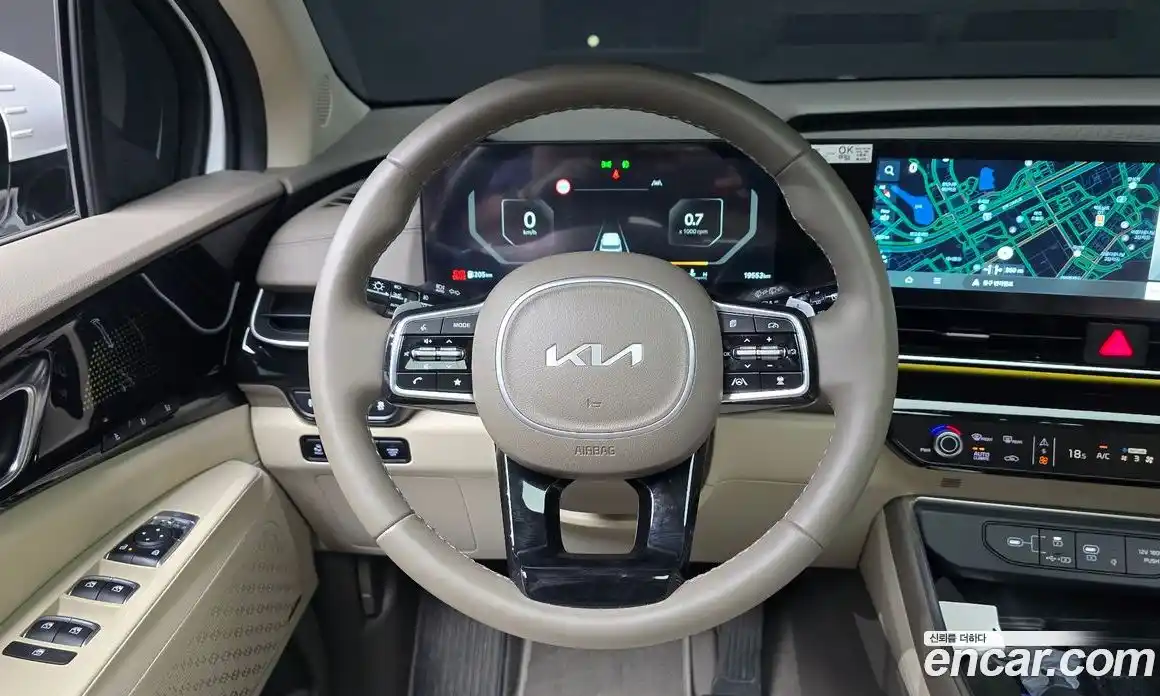Kia Carnival 2024 2.2 автомат (гидро), фото 18