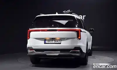 Kia Carnival 2024 2.2 автомат (гидро), миниатюра 3