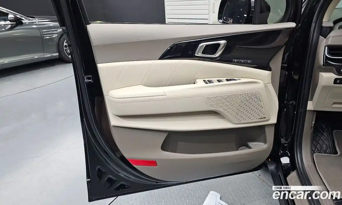 Kia Carnival 2024 3.5 автомат (гидро), фото 13