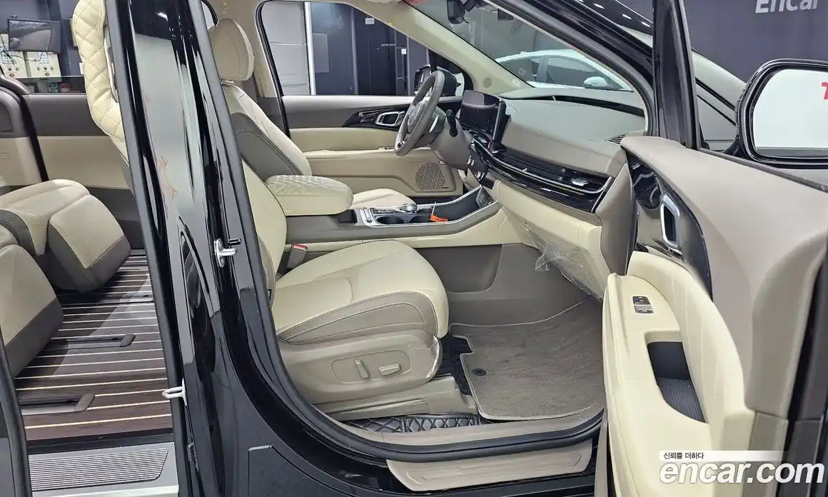 Kia Carnival 2024 3.5 автомат (гидро), фото 16