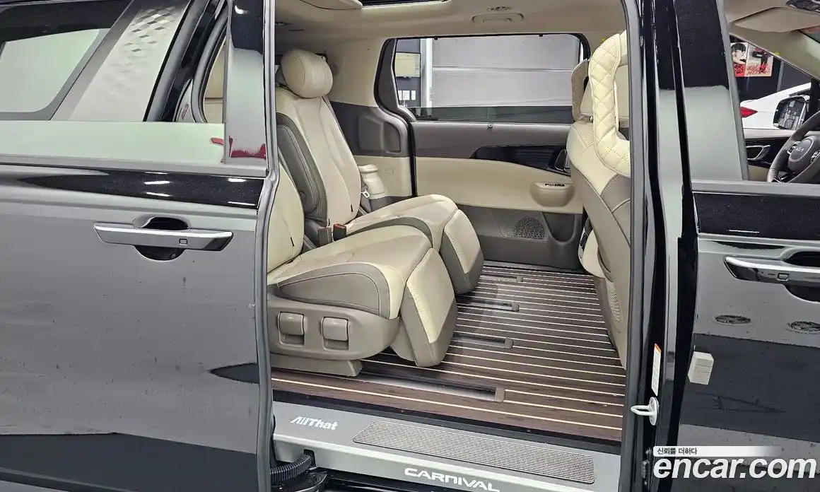 Kia Carnival 2024 3.5 автомат (гидро), фото 17