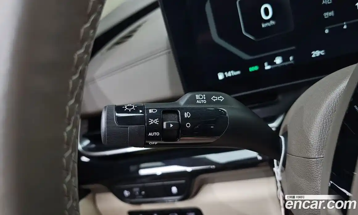 Kia Carnival 2024 3.5 автомат (гидро), фото 27