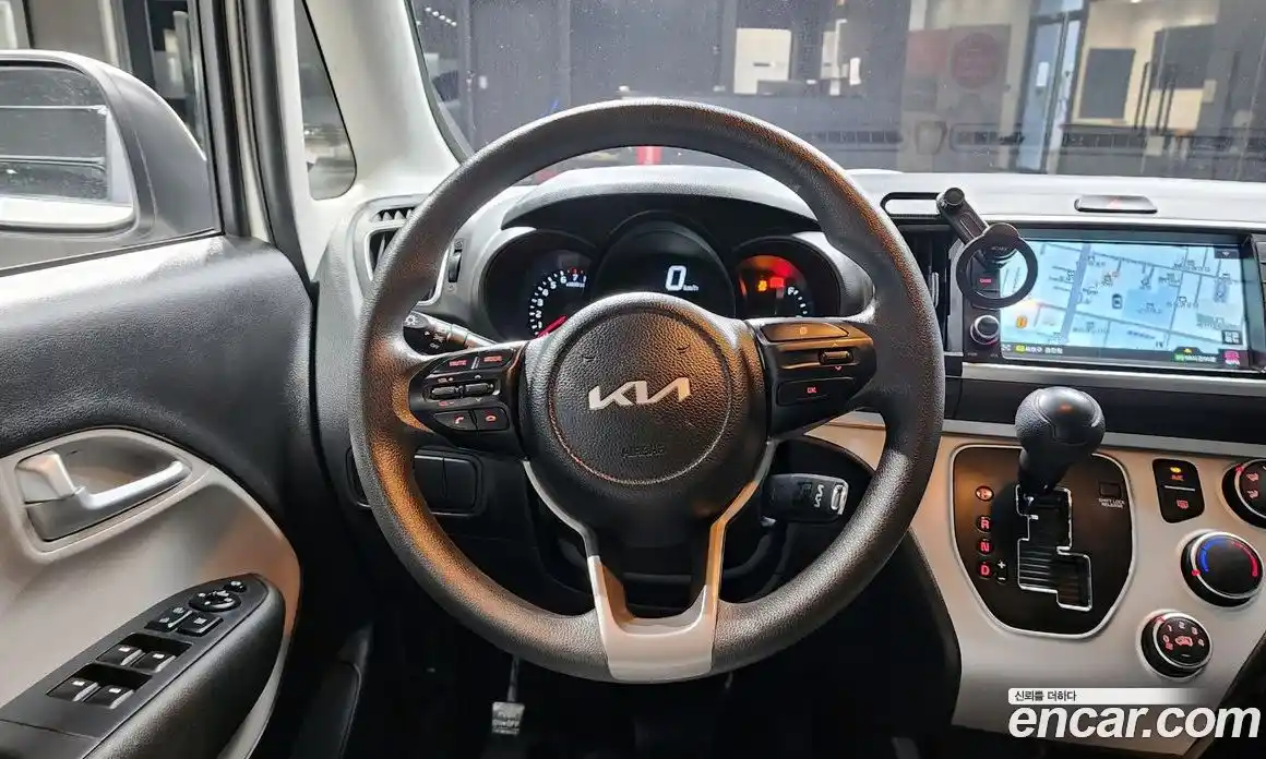 Kia Ray 2022 1.0 автомат (гидро), фото 14