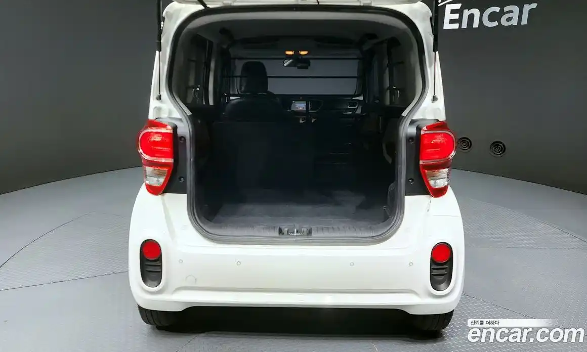 Kia Ray 2022 1.0 автомат (гидро), фото 20