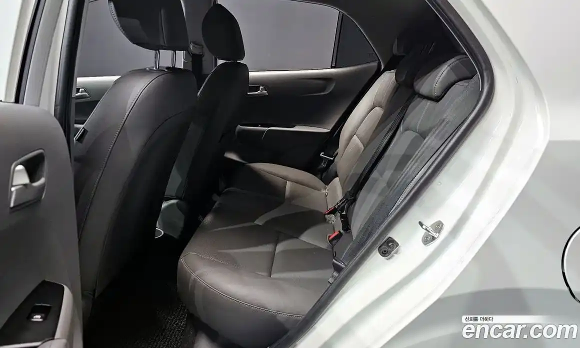 Kia Morning 2020 1.0 автомат (гидро), фото 18