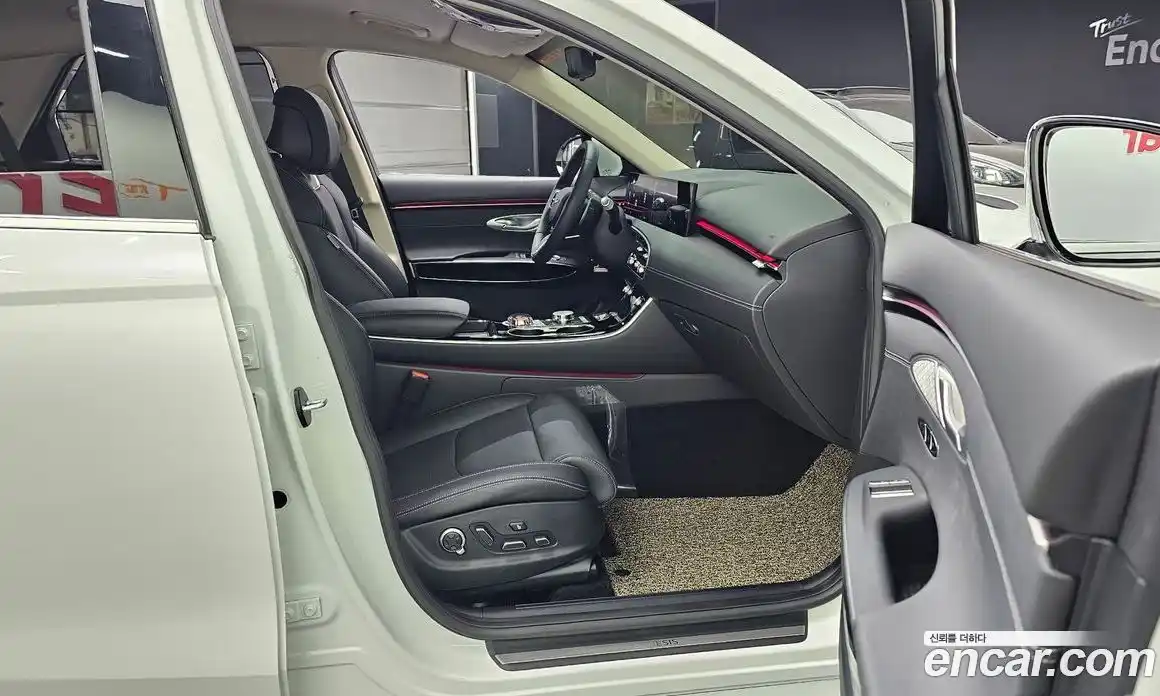 Genesis GV70 2024 2.5 автомат (гидро), фото 16