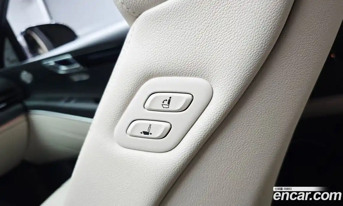 Genesis GV80 2025 2.5 автомат (гидро), фото 30