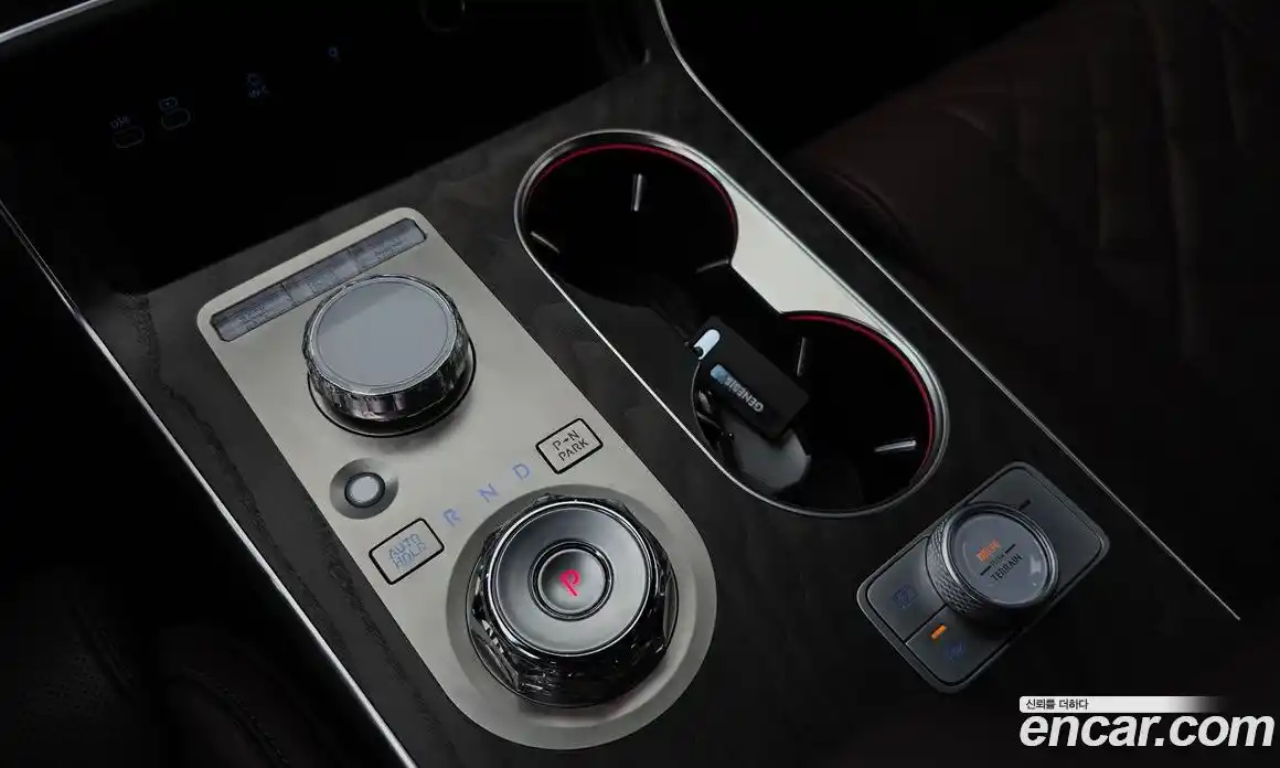 Genesis GV80 2024 3.5 автомат (гидро), фото 12