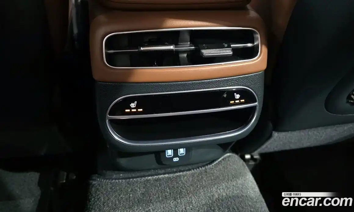 Genesis GV70 2022 2.5 автомат (гидро), фото 25