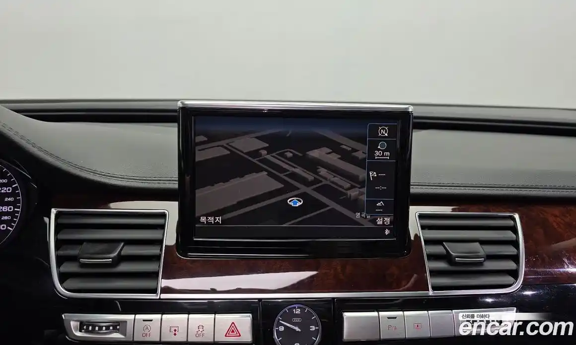 Audi A8 2012 3.0 автомат (гидро), фото 14
