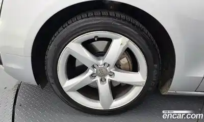 Audi A8 2012 3.0 автомат (гидро), миниатюра 5