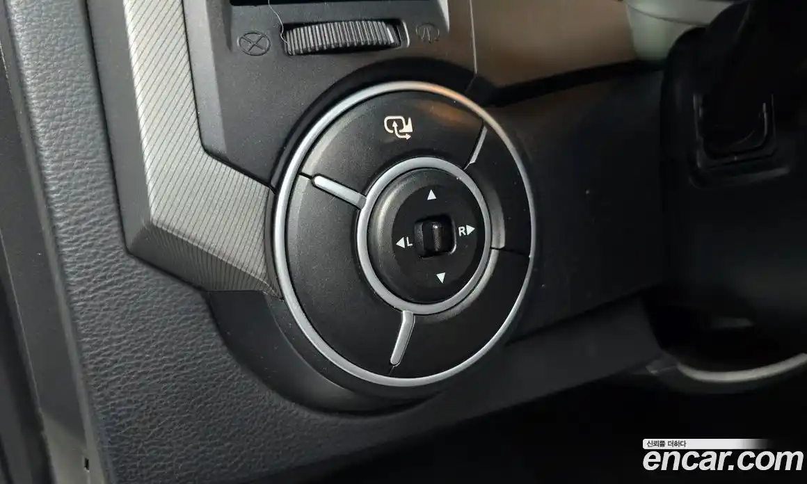 SsangYong Korando 2012 2.0 автомат (гидро), фото 25