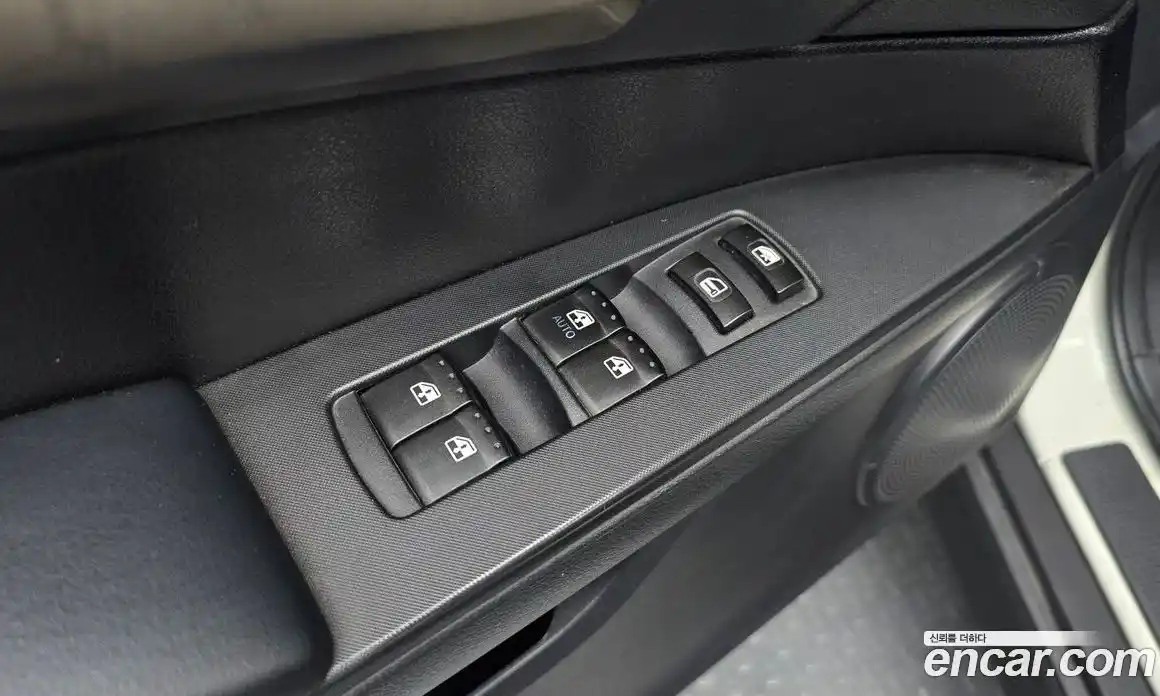 SsangYong Korando 2012 2.0 автомат (гидро), фото 29