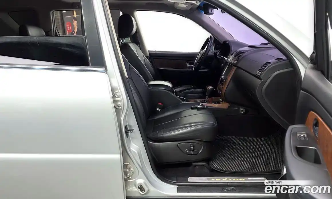 SsangYong Rexton 2015 2.2 автомат (гидро), фото 16