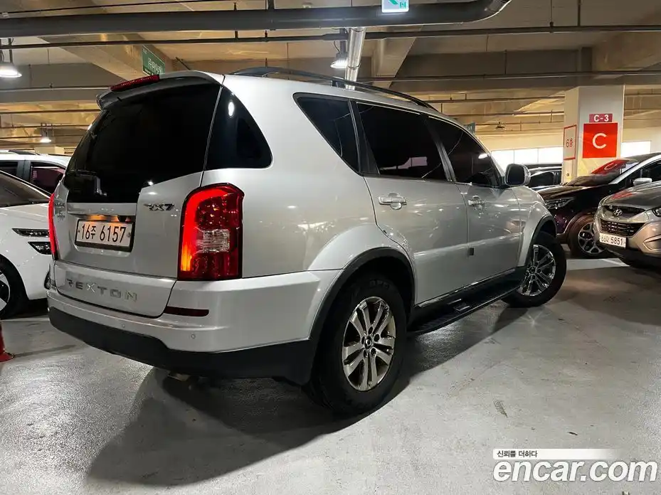 SsangYong Rexton 2014 2.0 автомат (гидро), фото 3