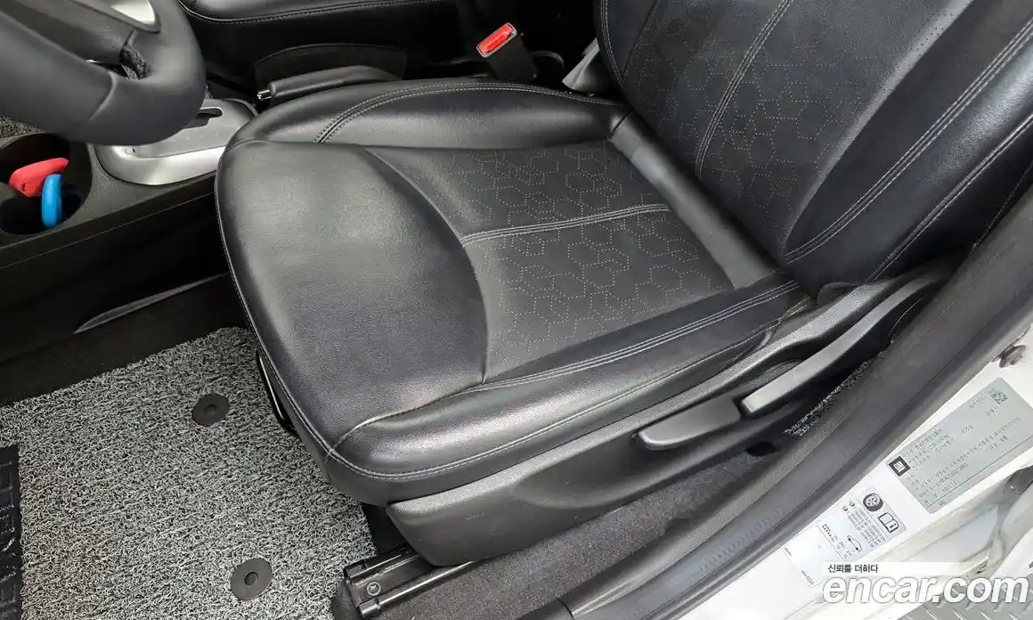 Chevrolet Spark 2016 1.0 автомат (гидро), фото 28