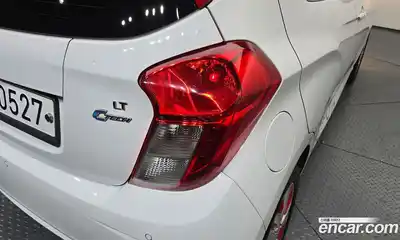 Chevrolet Spark 2016 1.0 автомат (гидро), миниатюра 9