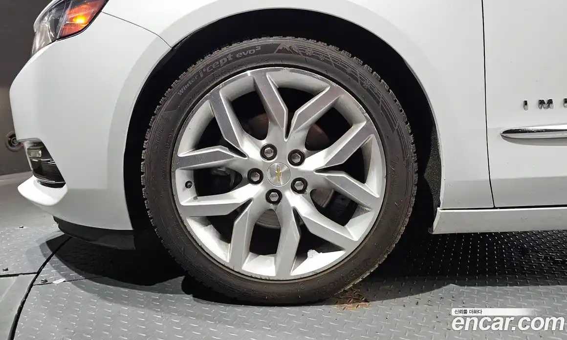 Chevrolet Impala 2015 2.5 автомат (гидро), фото 5