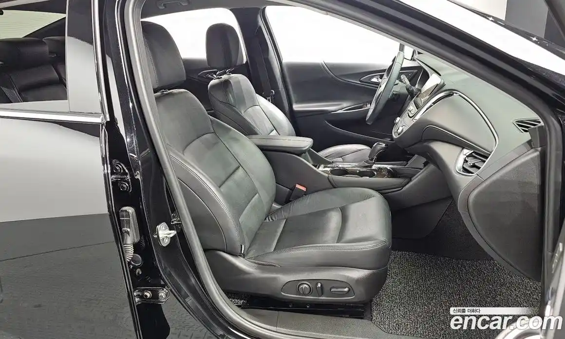 Chevrolet Malibu 2018 2.0 автомат (гидро), фото 16
