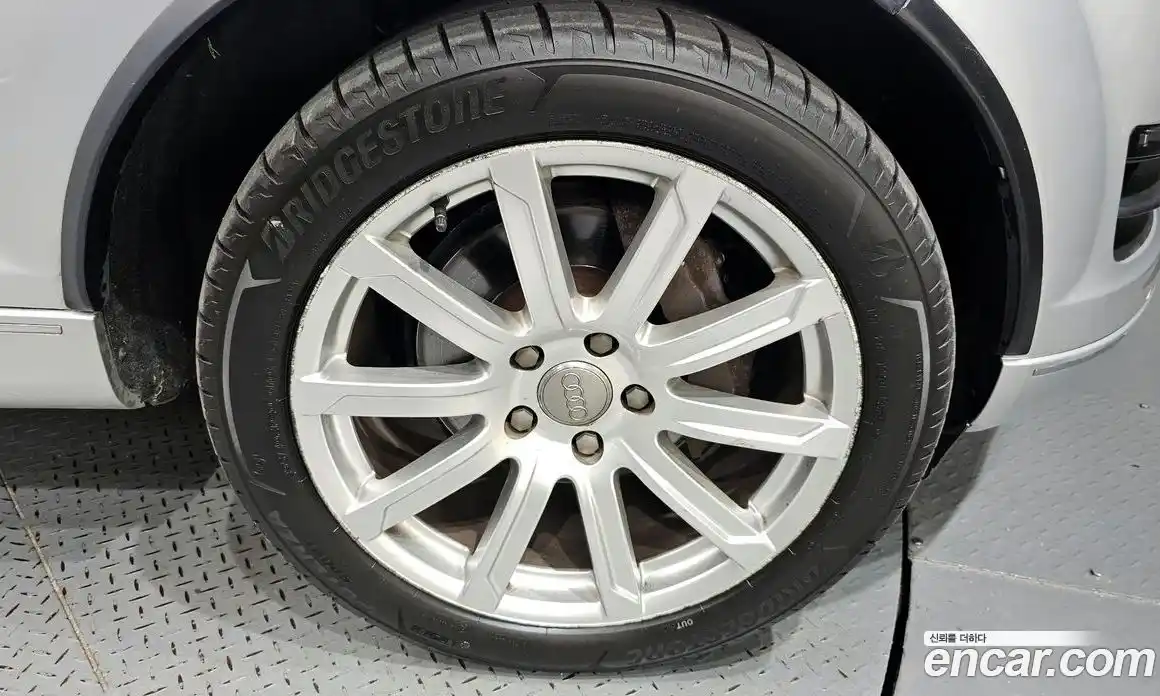 Audi Q7 2014 3.0 автомат (гидро), фото 5