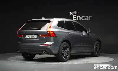 Volvo XC60 2018 2.0 автомат (гидро), миниатюра 2