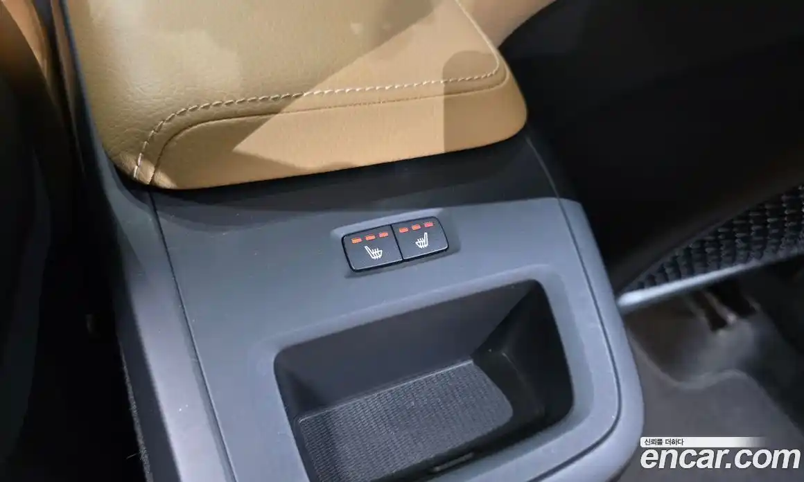 Volvo XC60 2018 2.0 автомат (гидро), фото 24