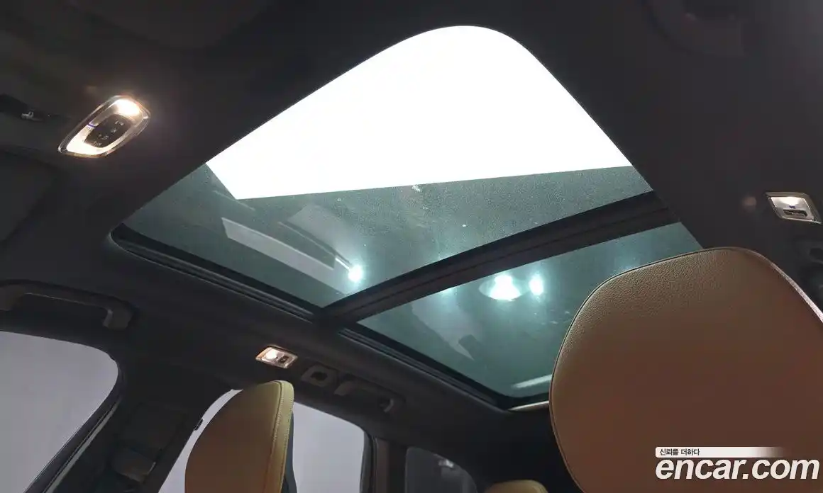 Volvo XC60 2018 2.0 автомат (гидро), фото 25