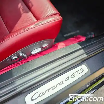 Porsche 911 2017 3.0 автомат (гидро), миниатюра 10