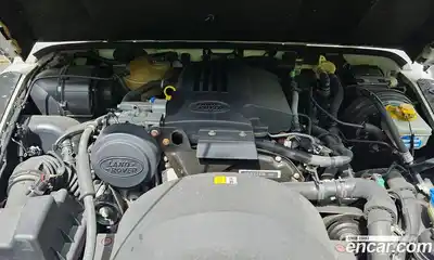 Land Rover Defender 2012 2.2 механика, миниатюра 6