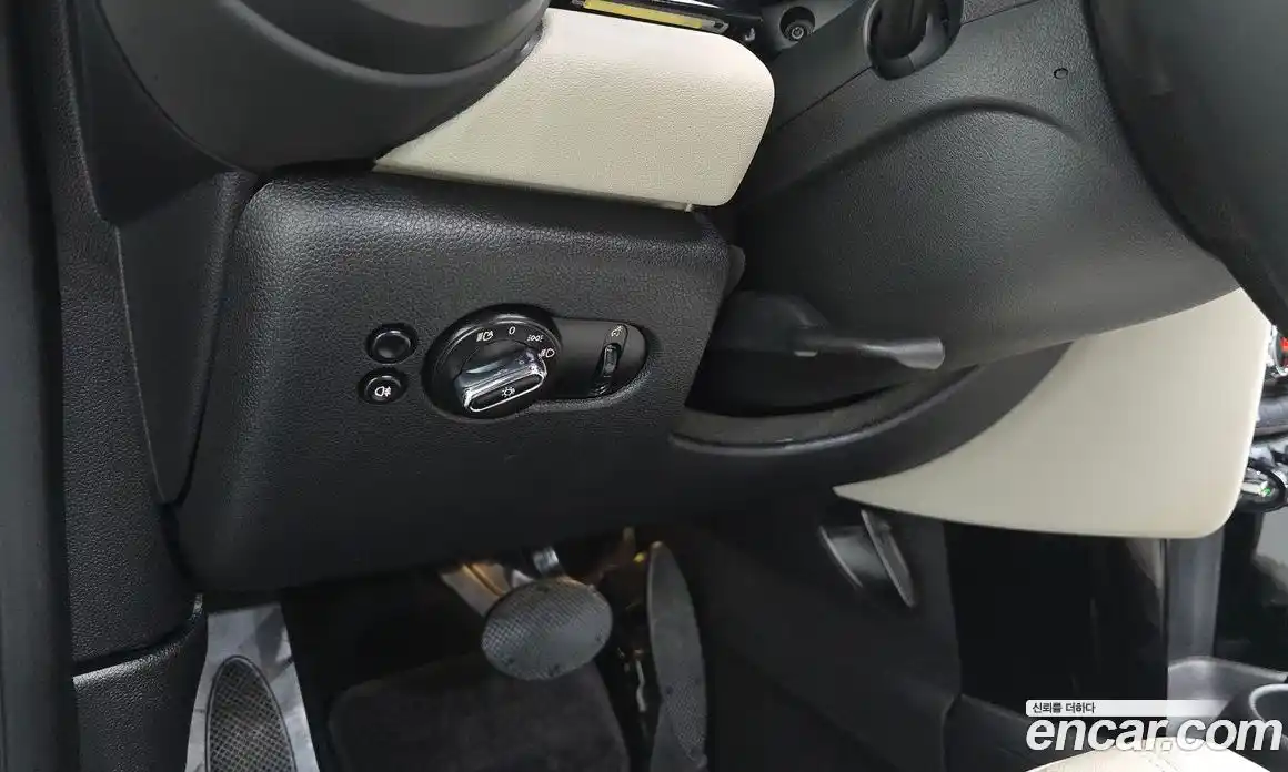 Mini Cooper Convertible 2023 2.0 автомат (гидро), фото 27