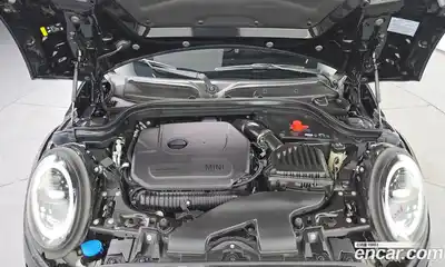 Mini Cooper Convertible 2023 2.0 автомат (гидро), миниатюра 6