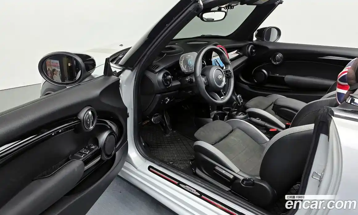 Mini Cooper Convertible 2022 2.0 автомат (гидро), фото 13