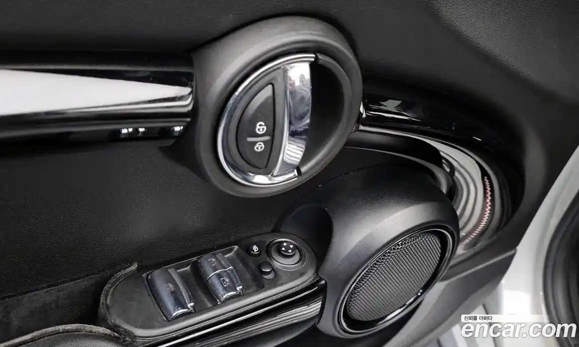 Mini Cooper Convertible 2022 2.0 автомат (гидро), фото 27