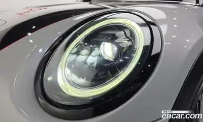 Mini Cooper Convertible 2022 2.0 автомат (гидро), миниатюра 8