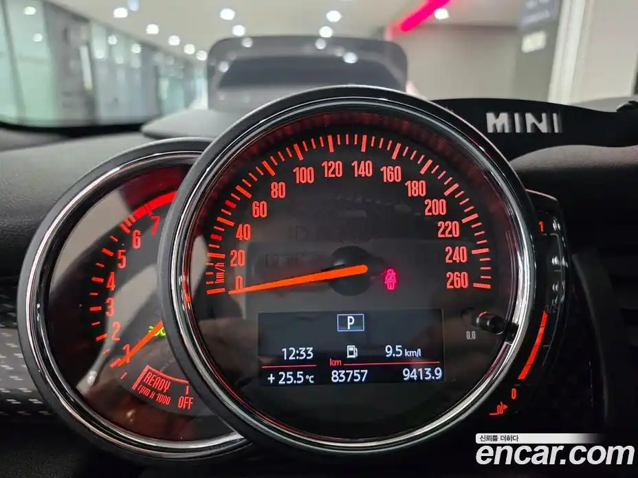Mini Cooper Convertible 2018 2.0 автомат (гидро), фото 6