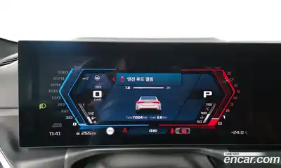 BMW M4 2025 3.0 автомат (гидро), миниатюра 11