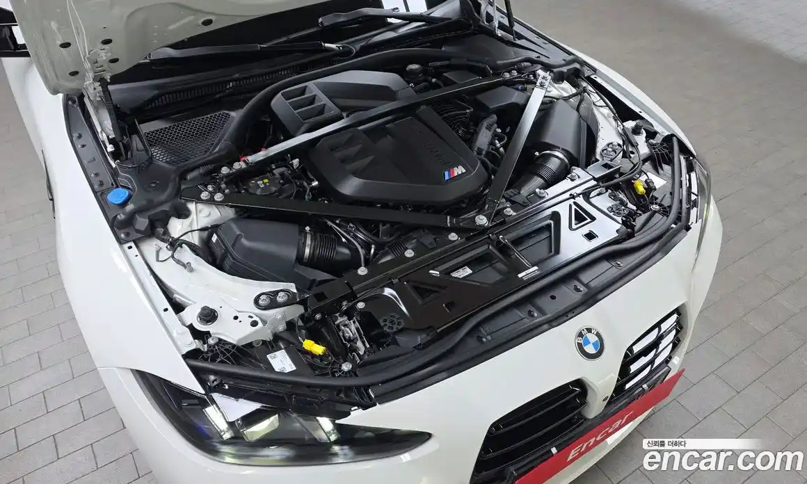 BMW M4 2025 3.0 автомат (гидро), фото 6