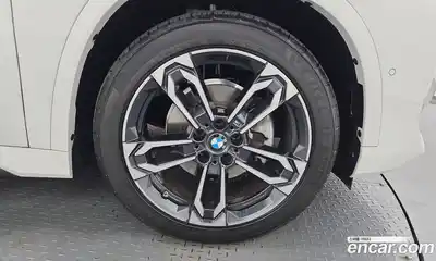 BMW X1 2024 2.0 автомат (гидро), миниатюра 4