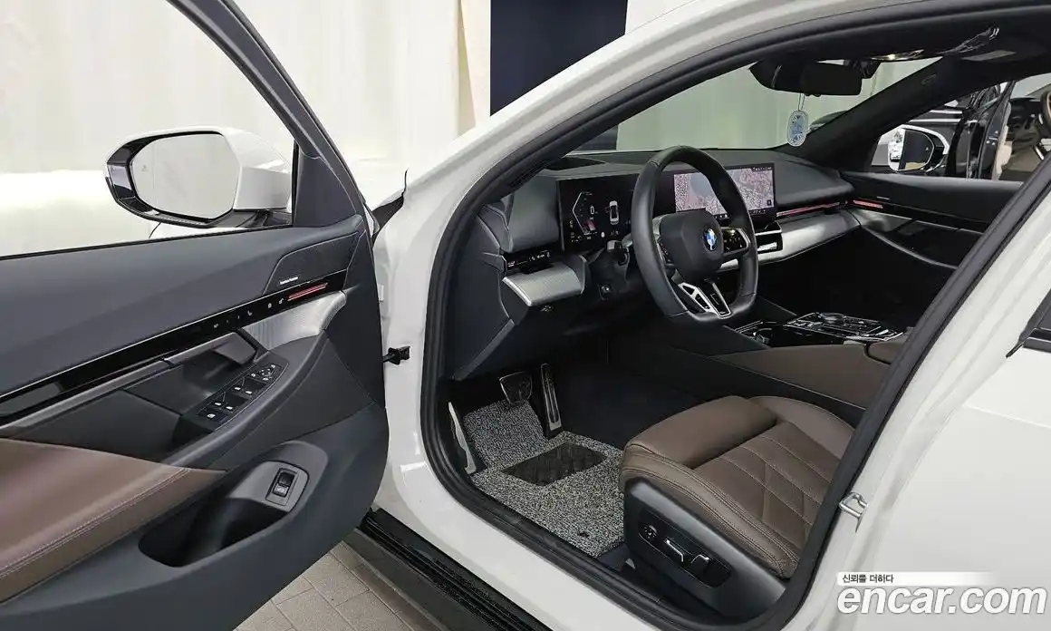BMW 5 серия 2024 2.0 автомат (гидро), фото 13