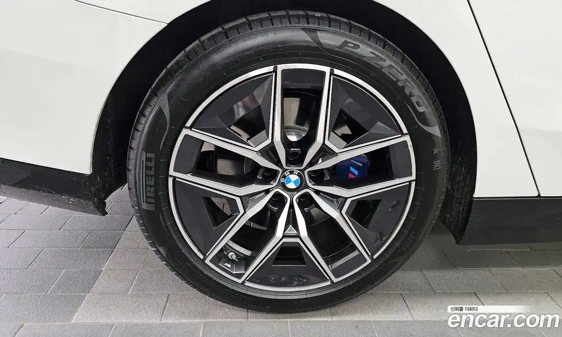 BMW 5 серия 2024 2.0 автомат (гидро), фото 5
