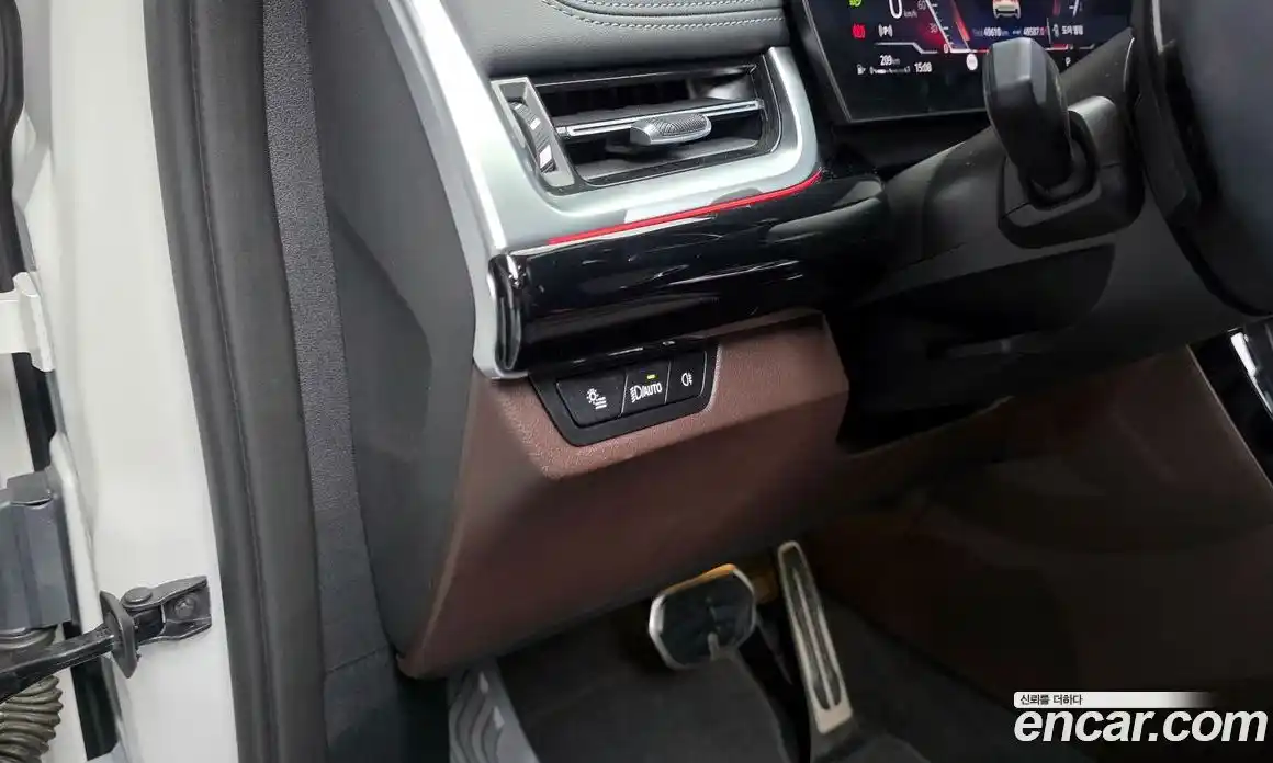 BMW X1 2024 2.0 автомат (гидро), фото 27