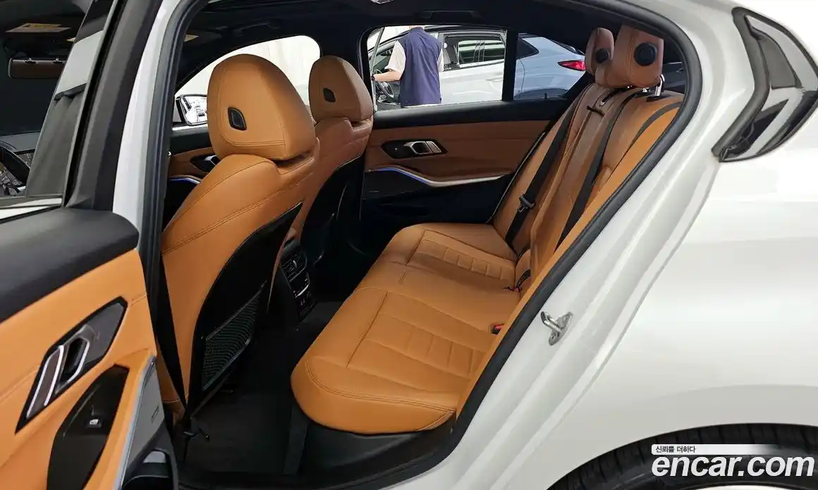 BMW 3 серия 2020 2.0 автомат (гидро), фото 16