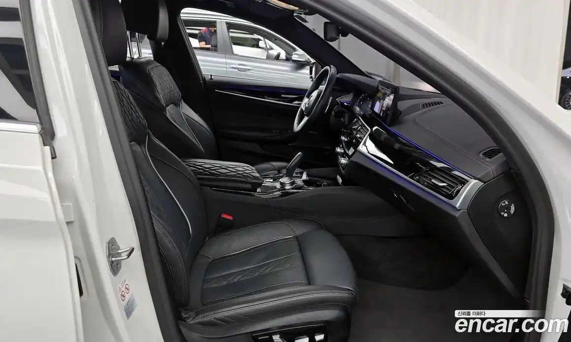 BMW 5 серия 2023 2.0 автомат (гидро), фото 16